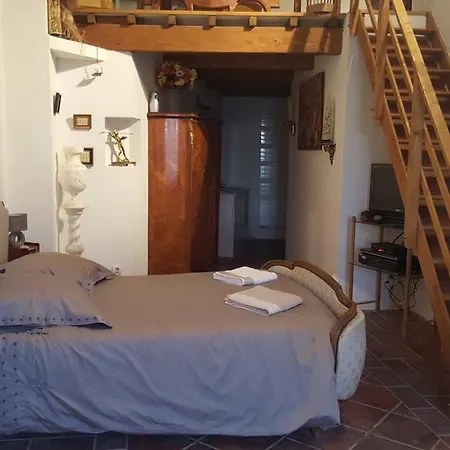 Les Croisees 4* Castillon-du-Gard